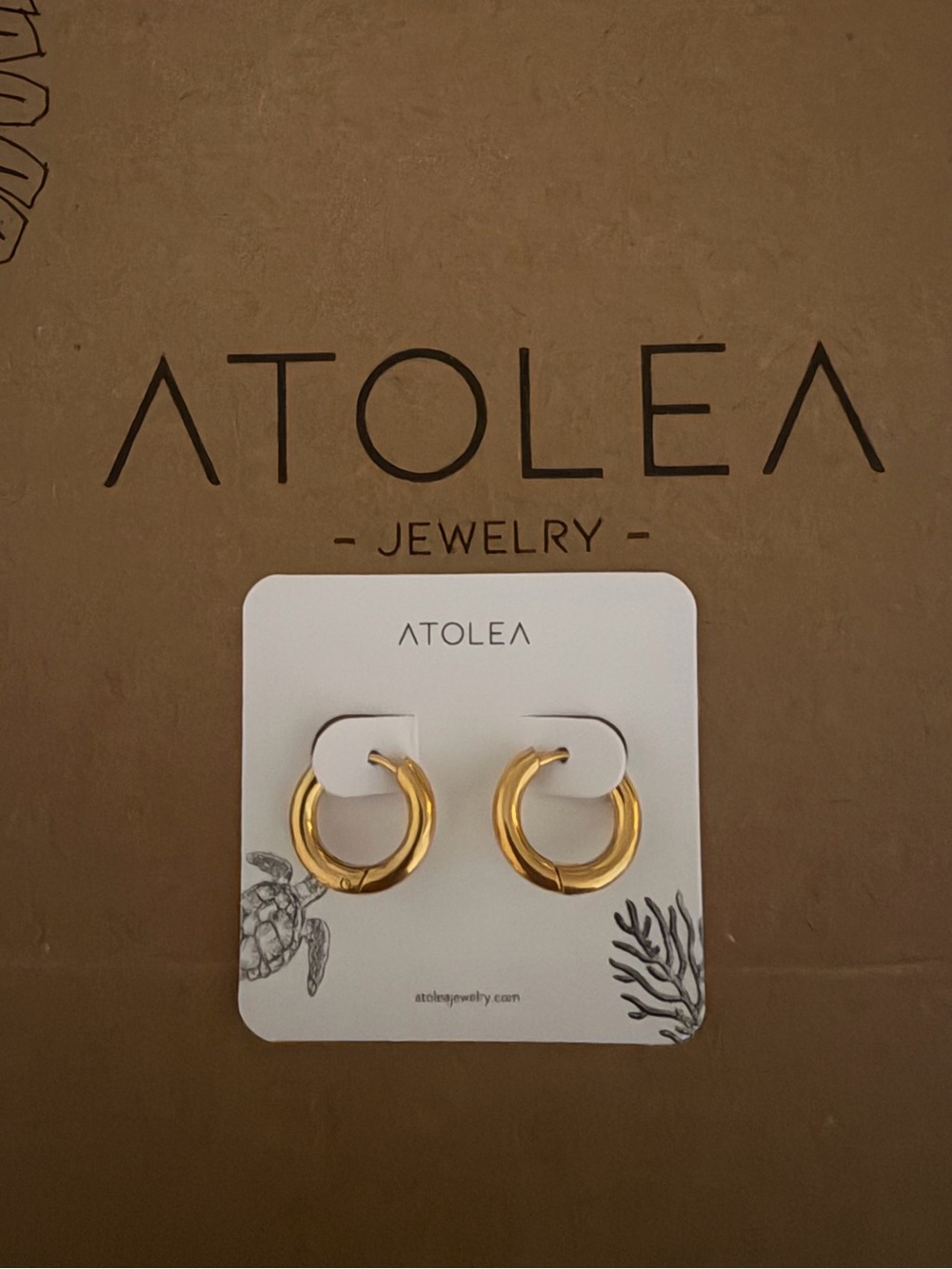 NWT Atolea Gold Thick Hoop Earrings - Small 16mm